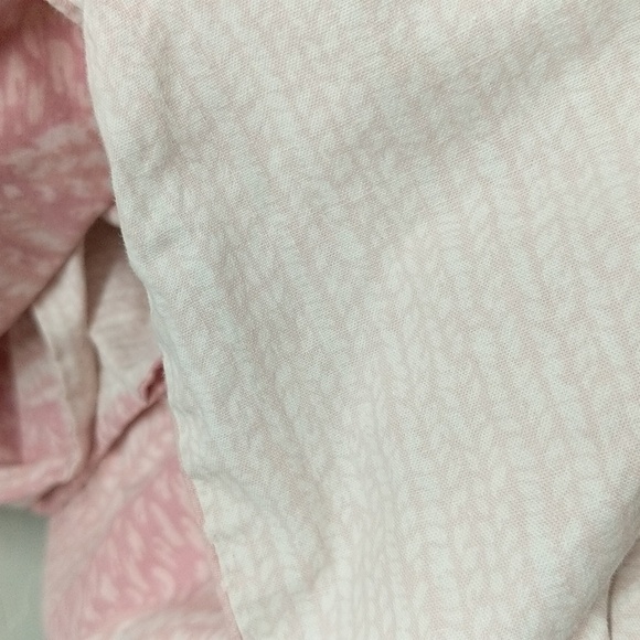 Twin fitted sheet 100 cotton with one pillow case - Picture 2 of 6